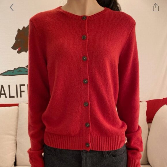 Brandy Melville Amalie red wool button up cardigan - Picture 3 of 14